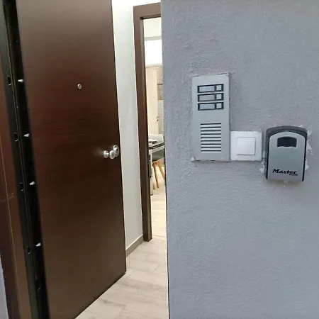 Beautiful Pedestrian Apartment Athens
